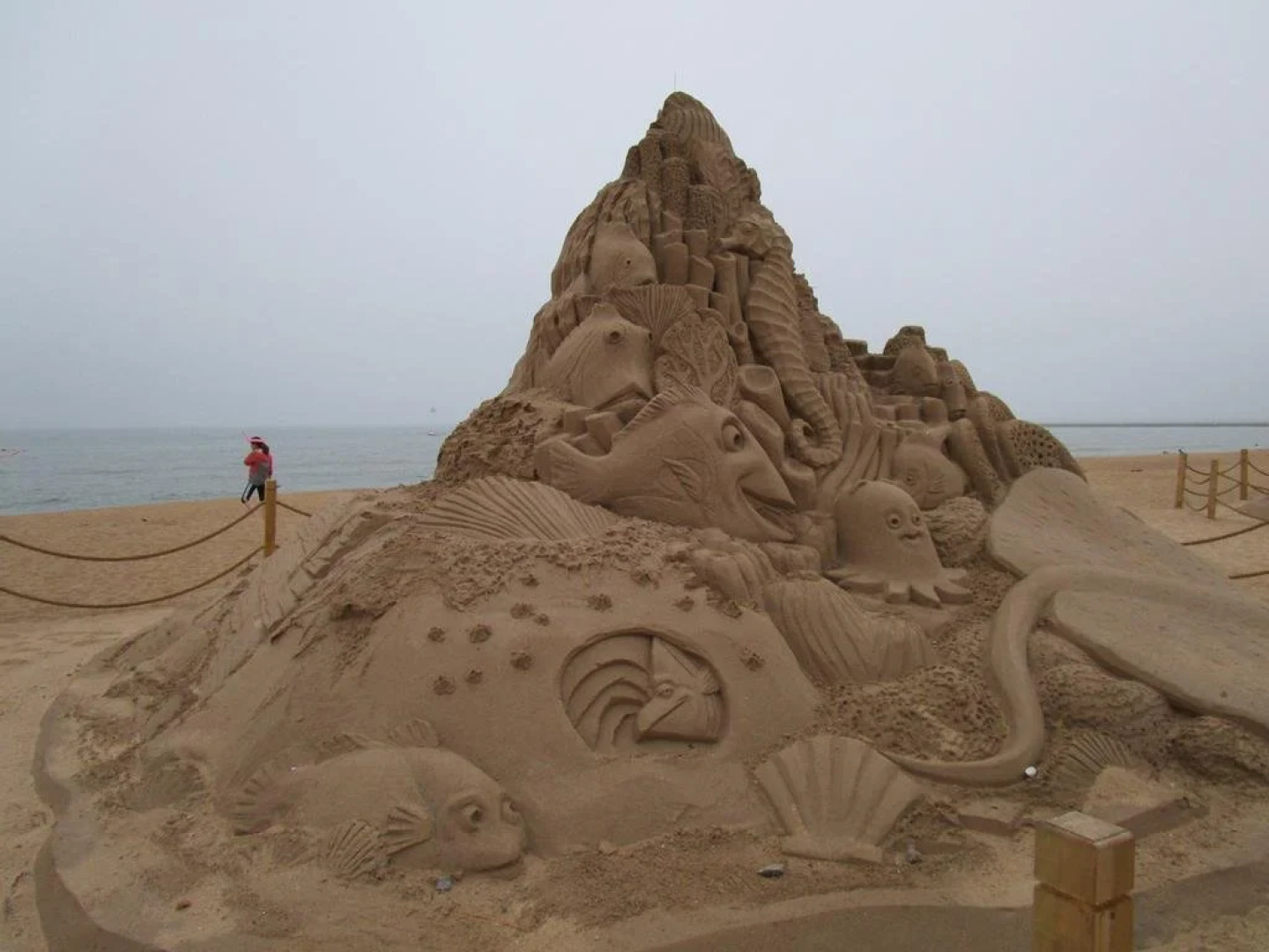 Sunshine fishing music Ren Jia Tai Cun Lan Su Hotel