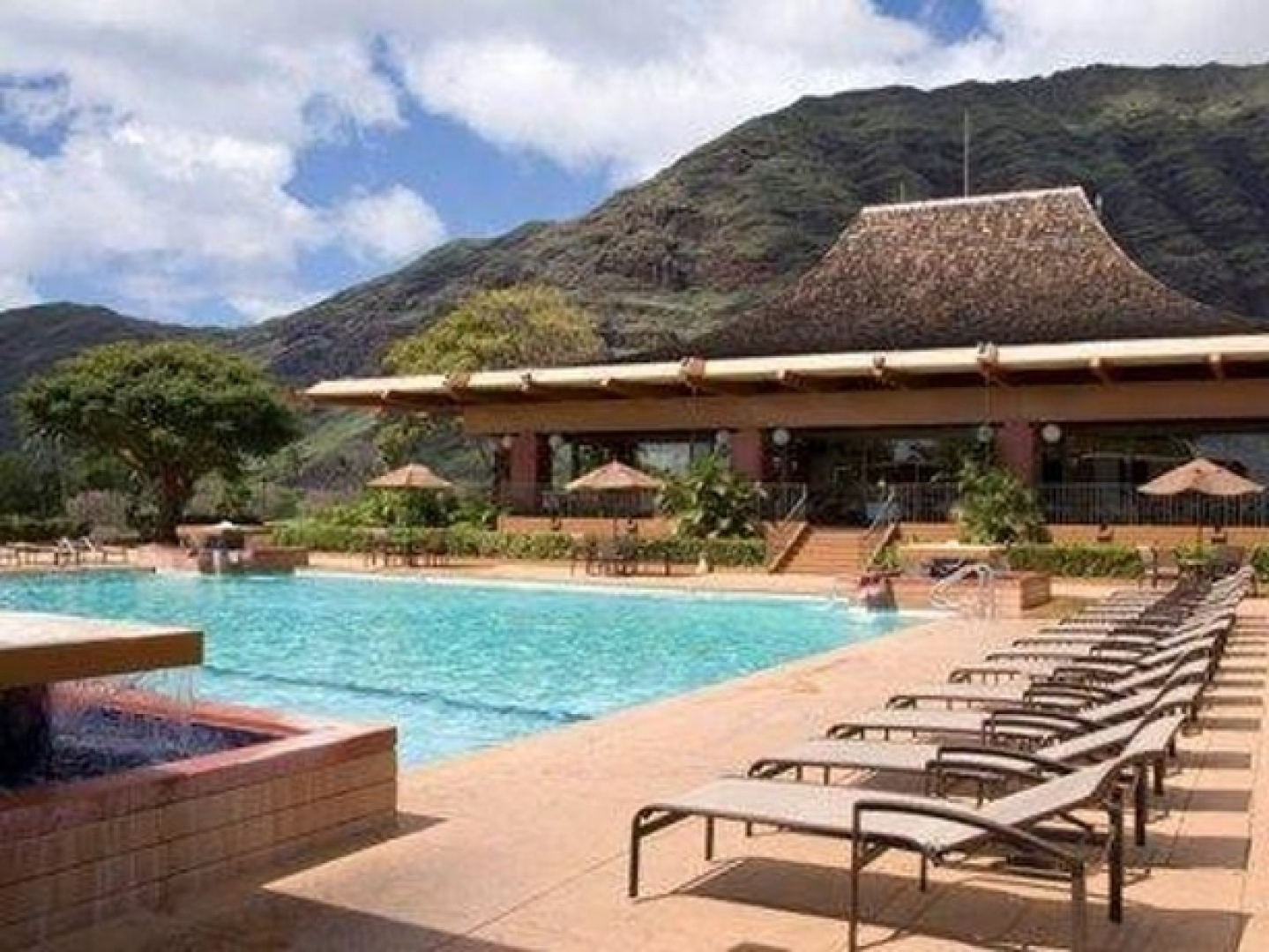 Makaha Resort & Golf Club Hotel