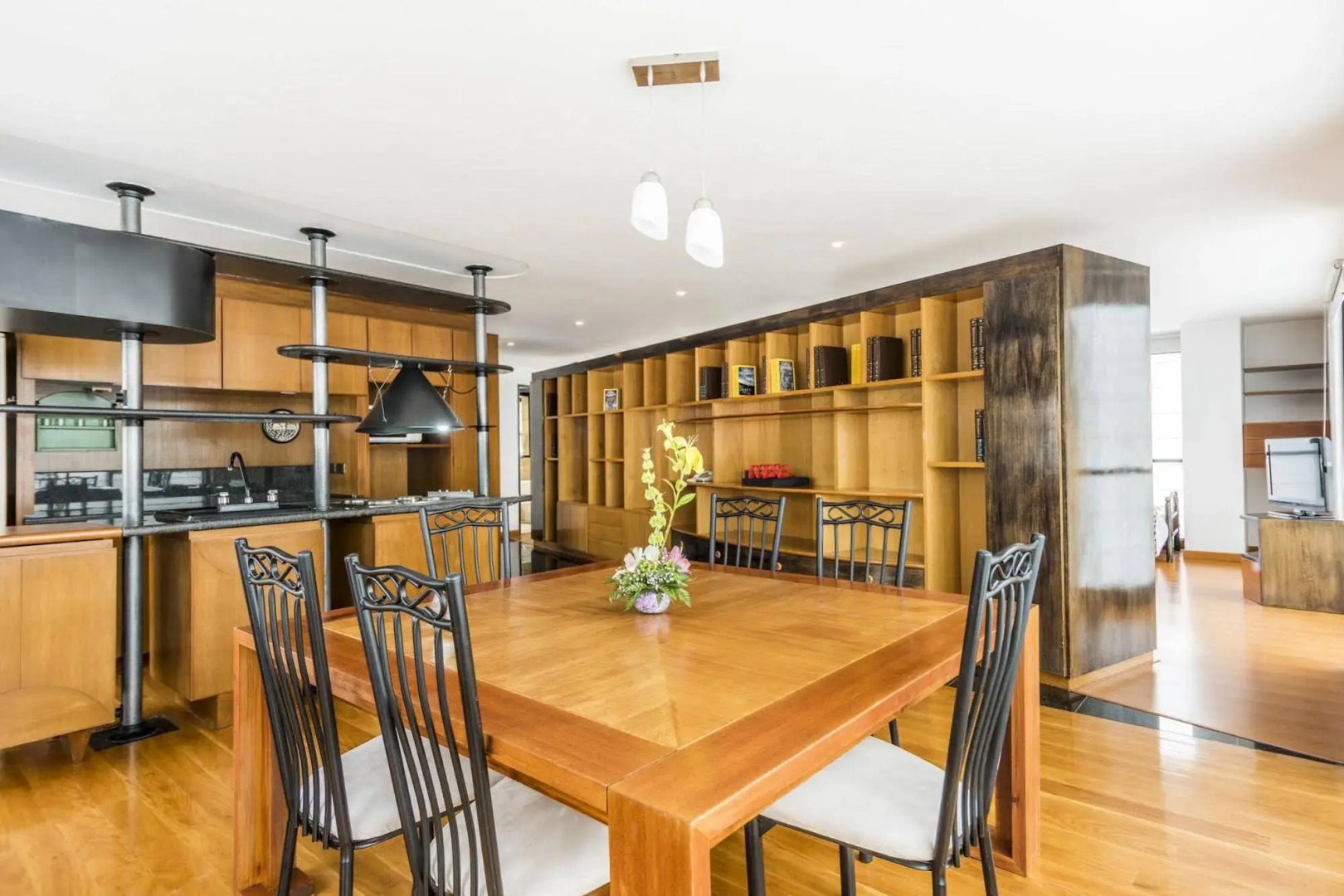 Travelers Suites Gold