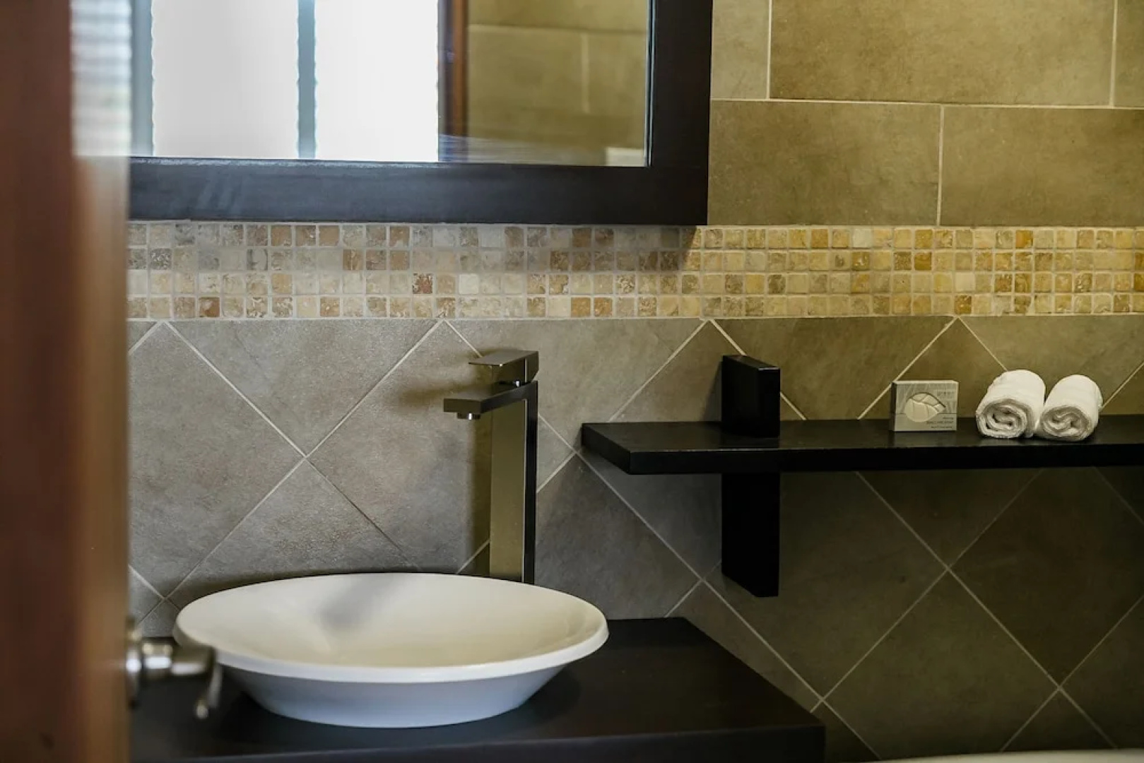 Numero Uno Piñones Short Term Rental