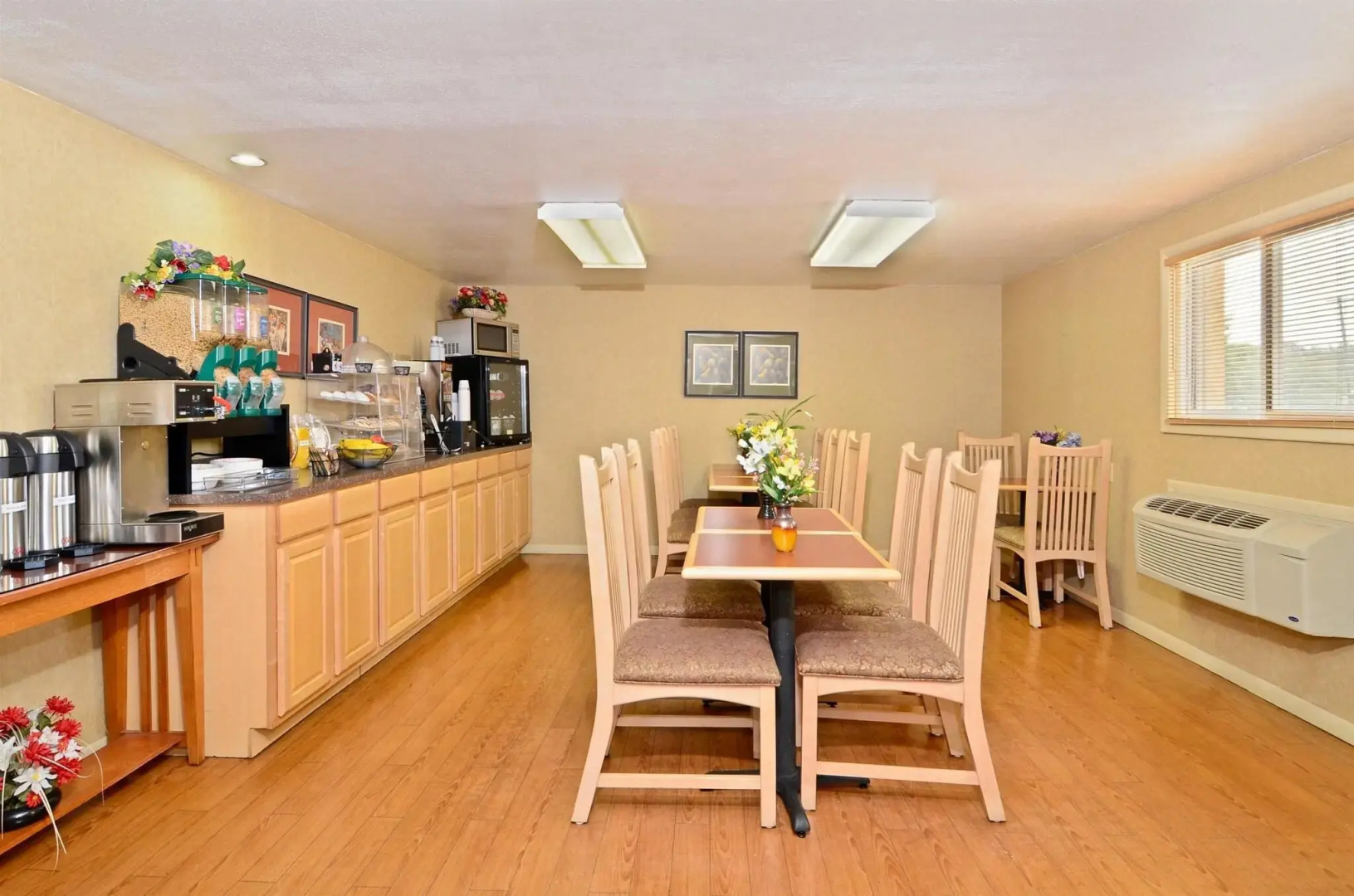 Americas Best Value Inn Iola