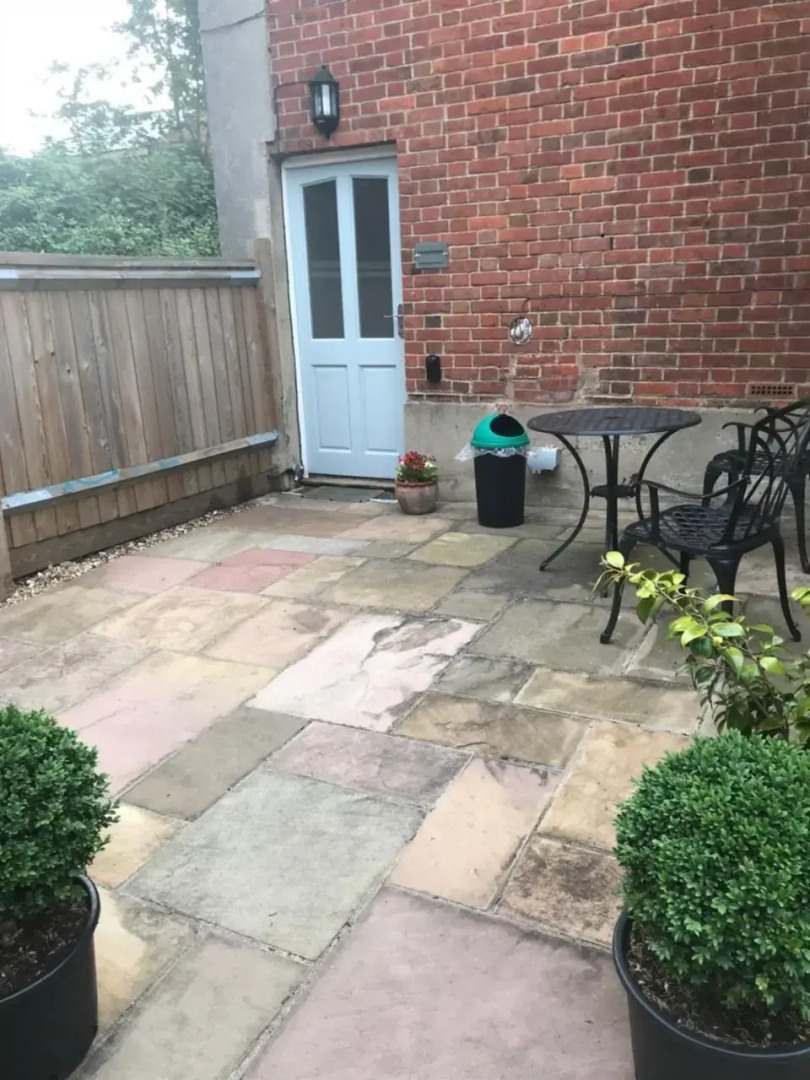 The Apartment, 24 West End Terrace, Winchester