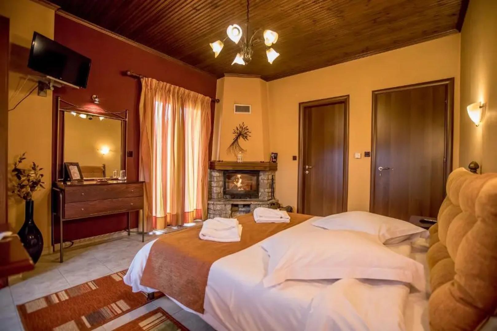 Kynthia Guesthouse