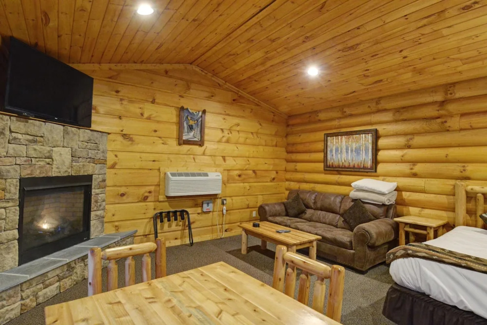 The Lodges at Sunset Village