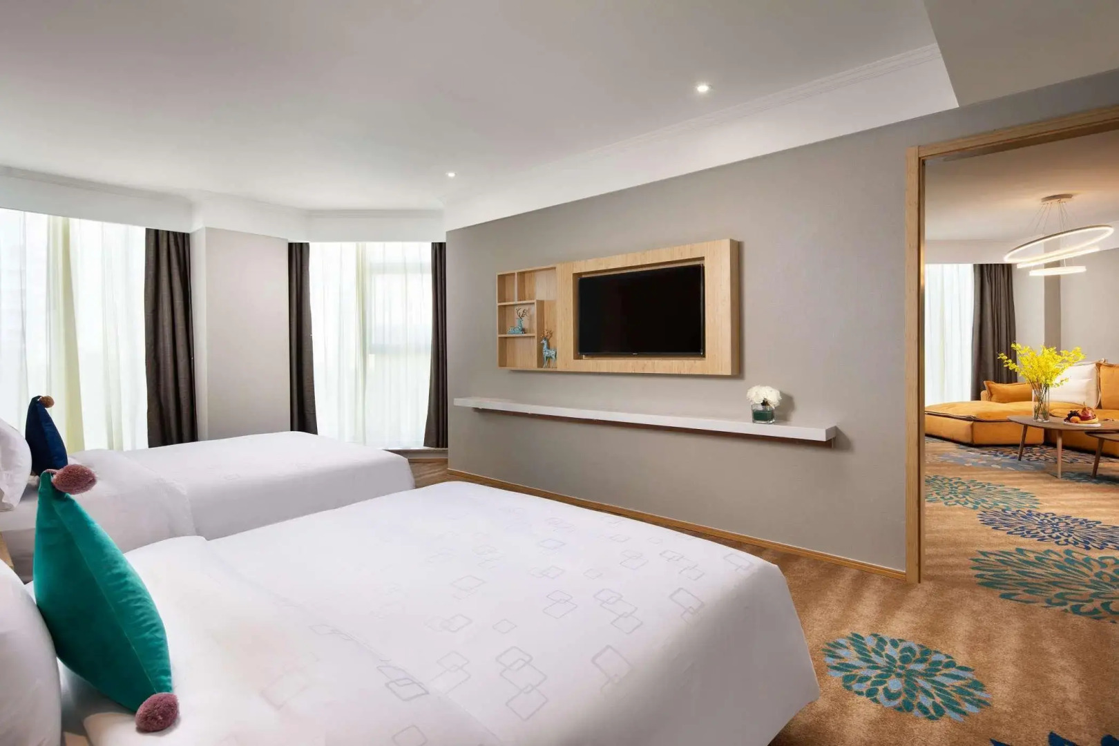 Ramada Encore by Wyndham Linyi