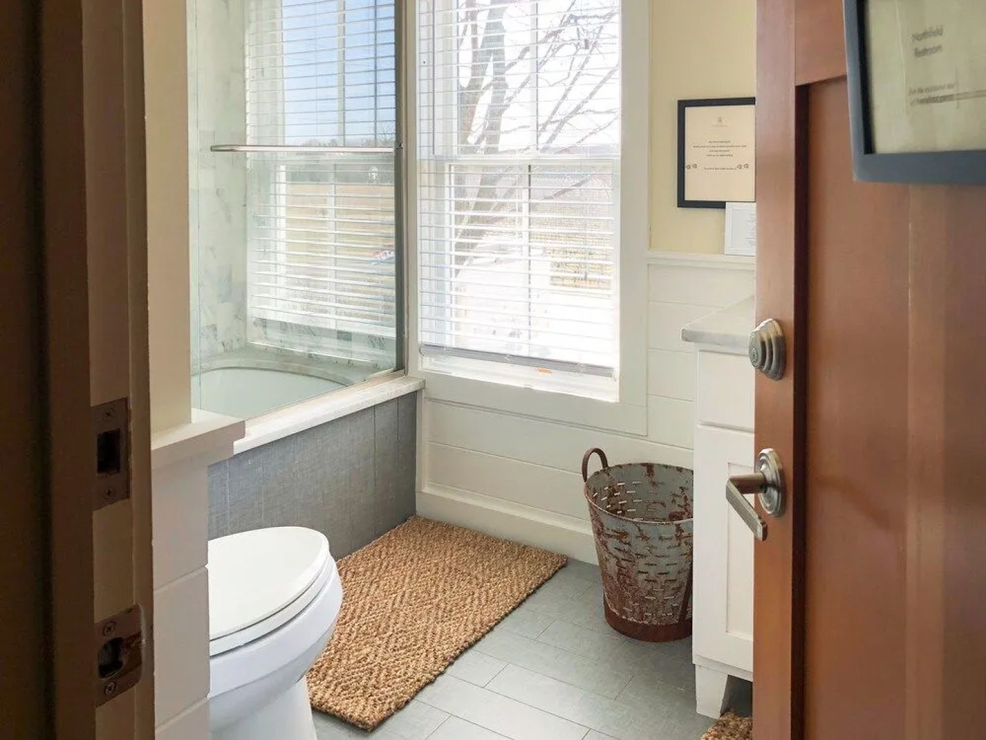 Shinn Estate Vineyards and Farmhouse