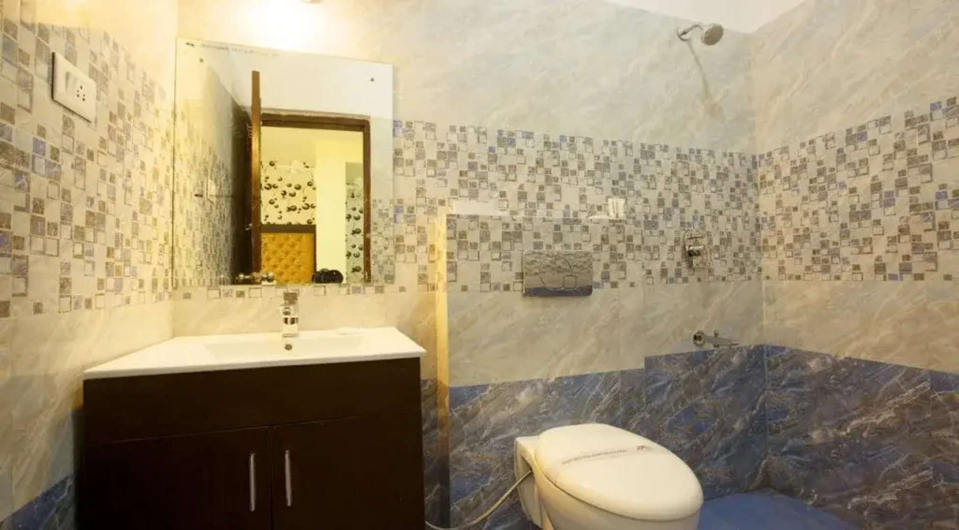 Hotel Vibhav Grand