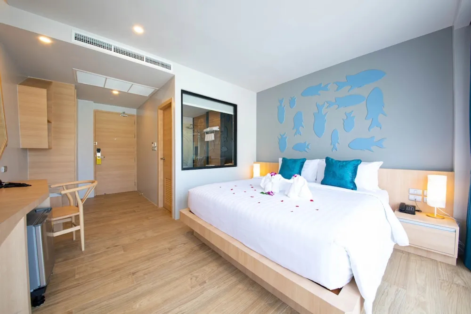 Golden Paradise Hotel