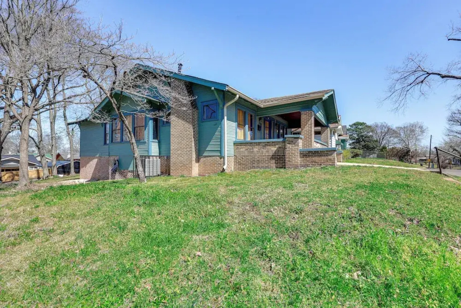 Walk to Amphitheater: Birmingham Retreat w/ Games