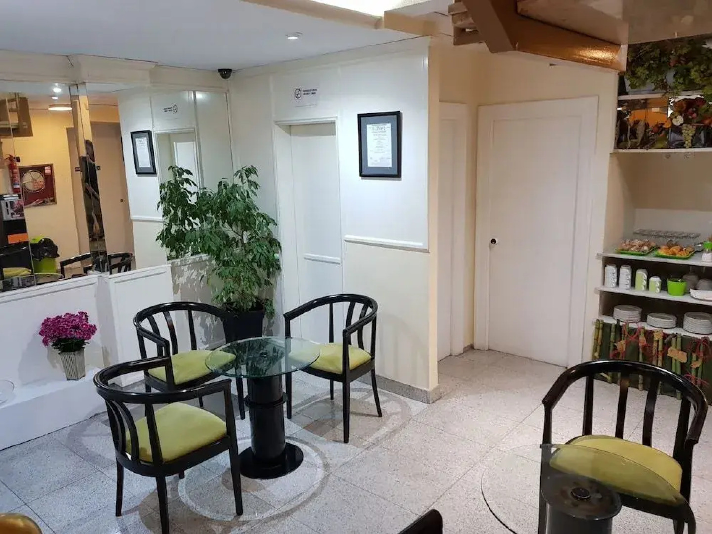 Hotel Zaymar