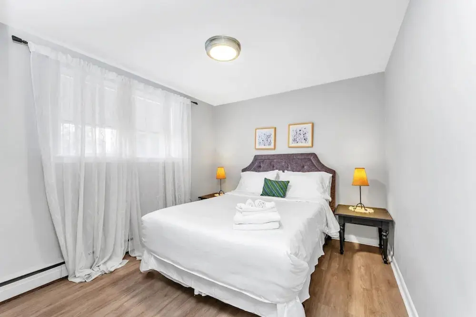 Private 2bdrm Newly Renovated - Furnished apt - U3