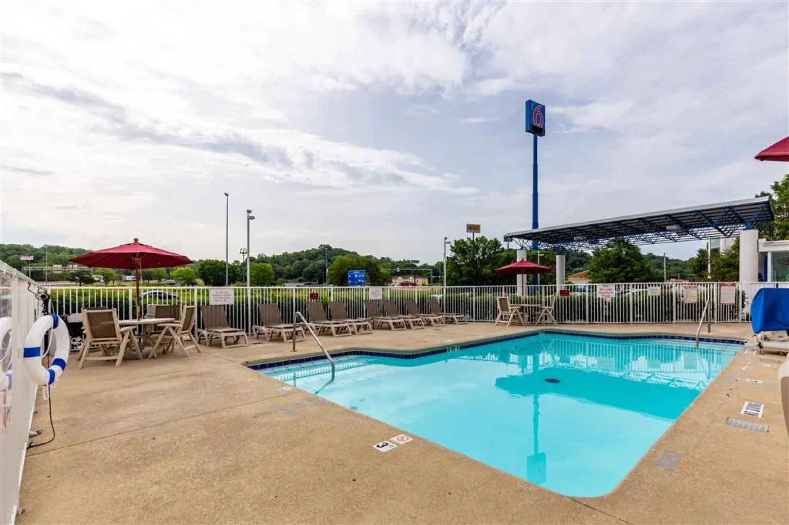 Motel 6 St Louis South