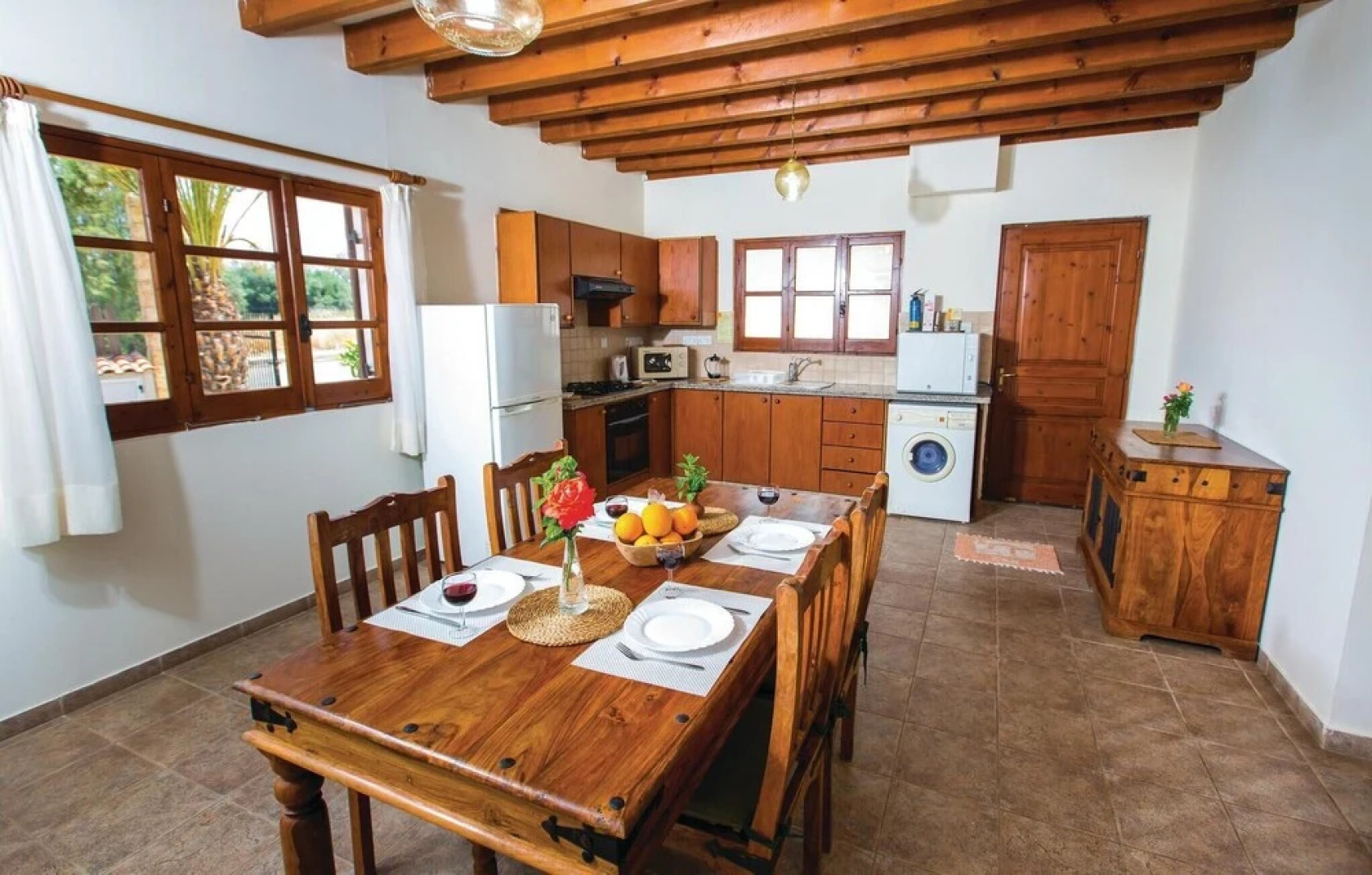 Beautiful Home in Pomos With Wifi and 2 Bedrooms