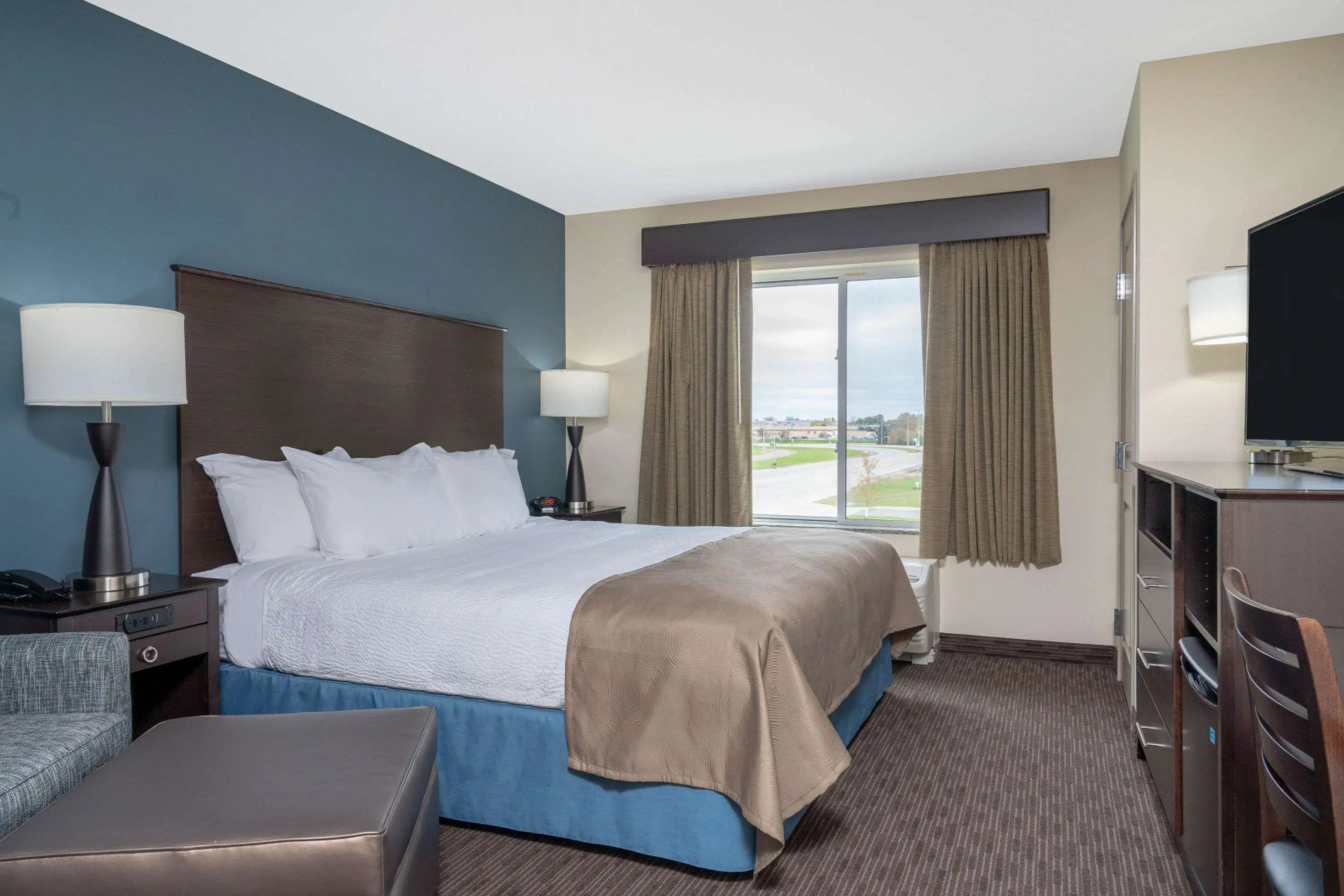 AmericInn by Wyndham Windom