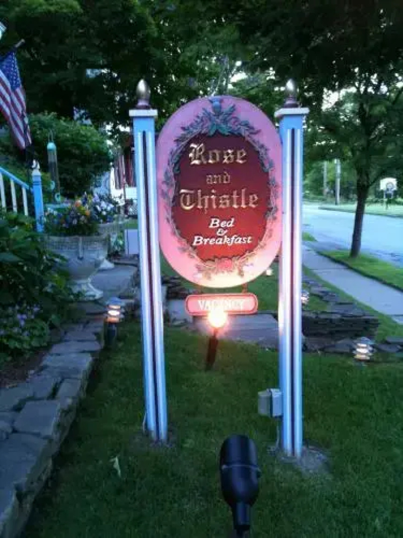 Rose & Thistle Bed & Breakfast