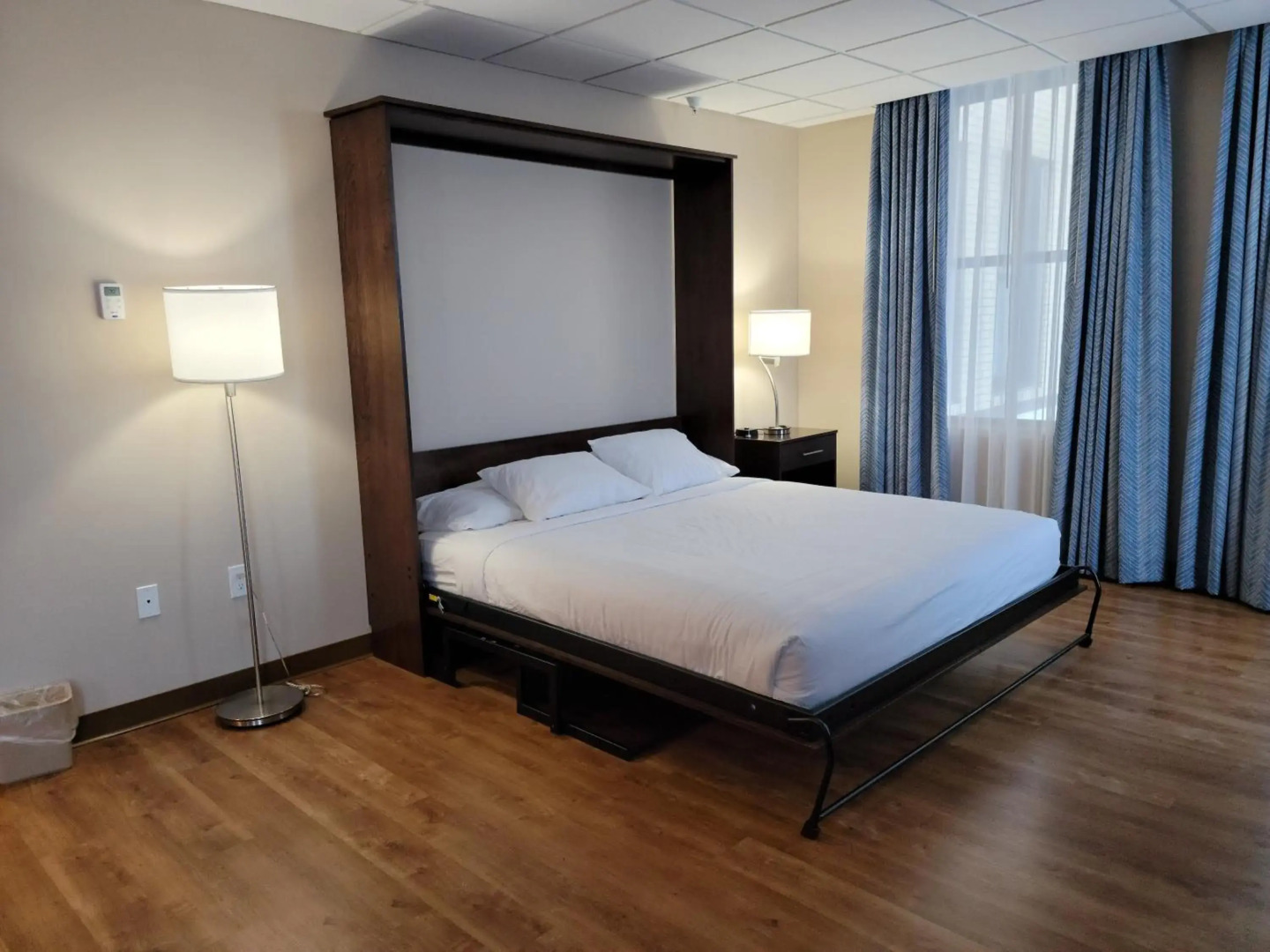 Ariel Broadway Hotel