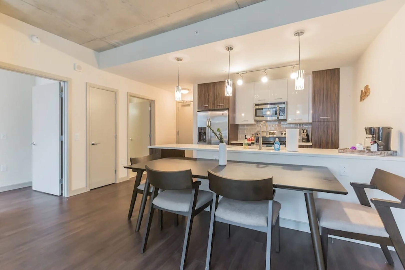 The Luxe Suites at University City