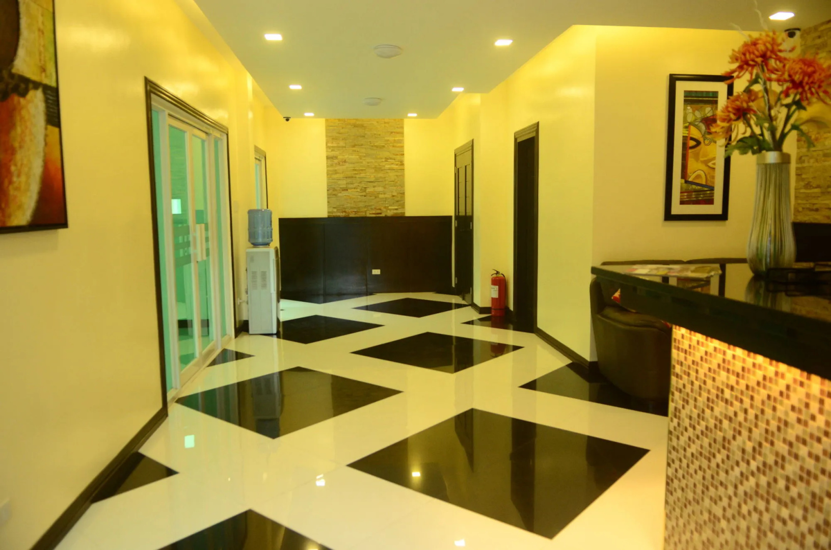Jo Carter's Hotel and Suites Angeles City
