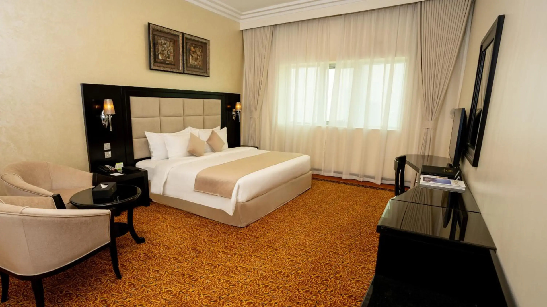 Royal Grand Suite Hotel