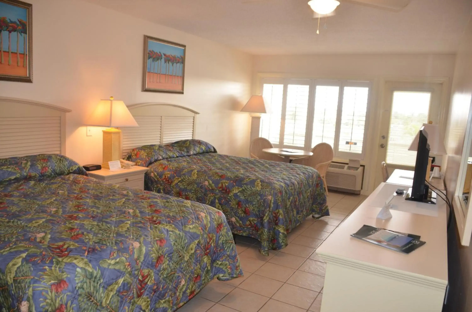 Pirate's Cove Resort & Marina
