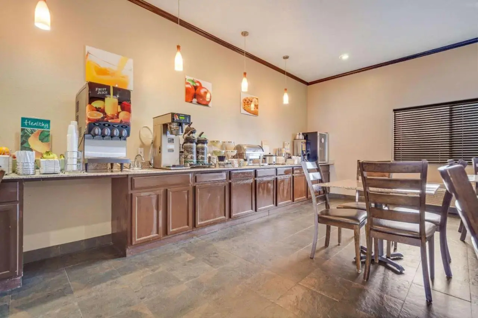 Best Western North Shore Lodge