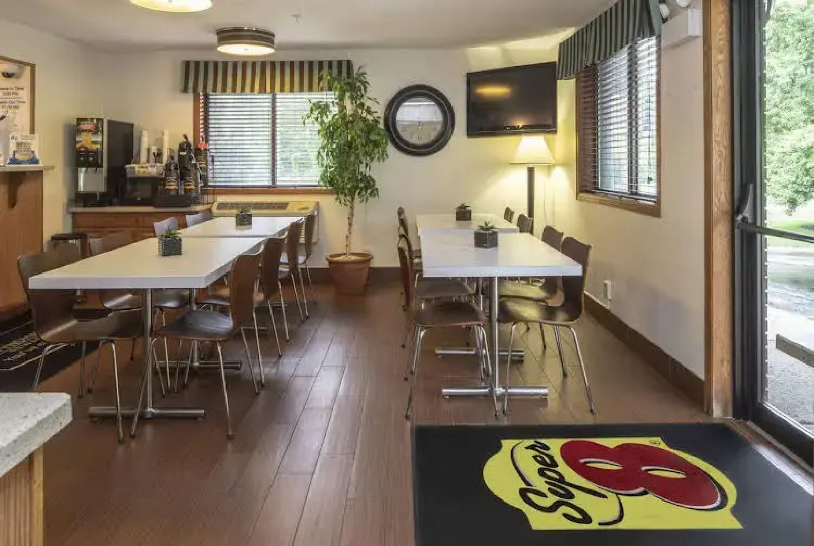 Super 8 Steubenville