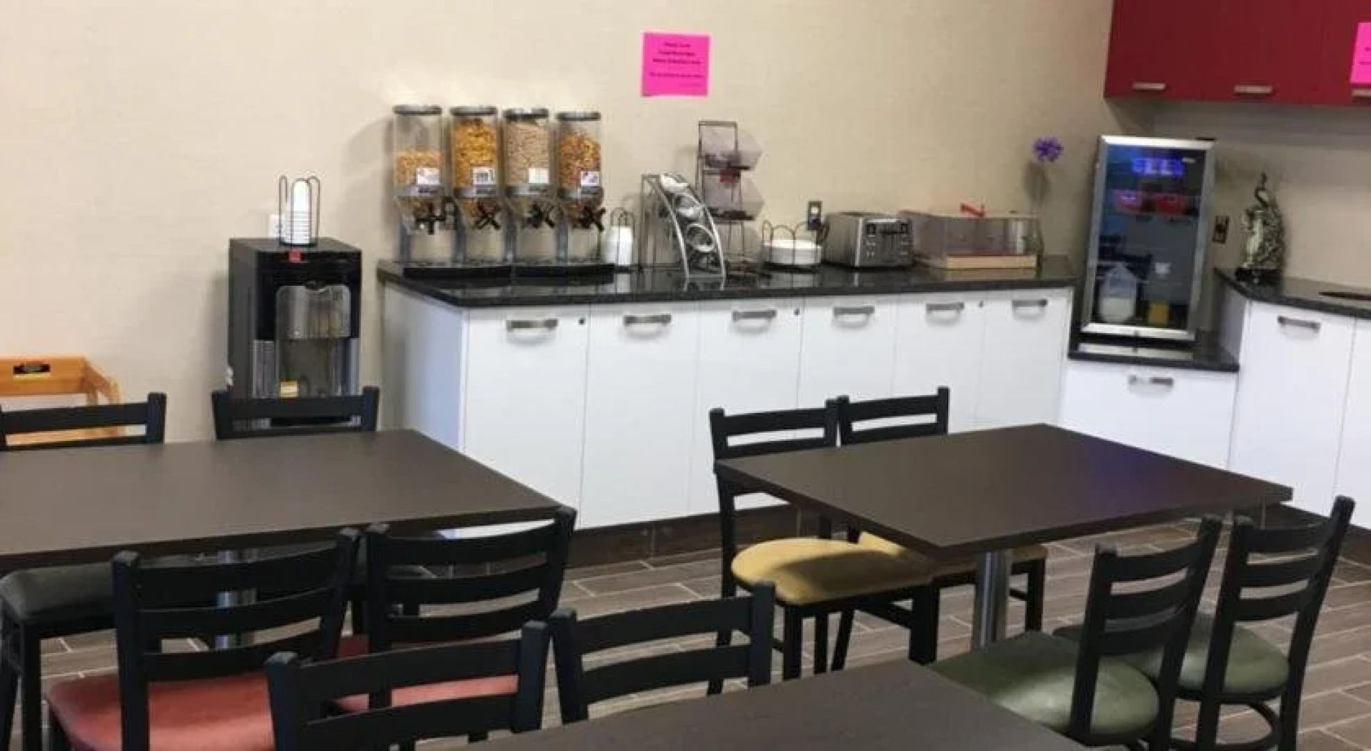 Bay Hill Inns & Suites, Neepawa