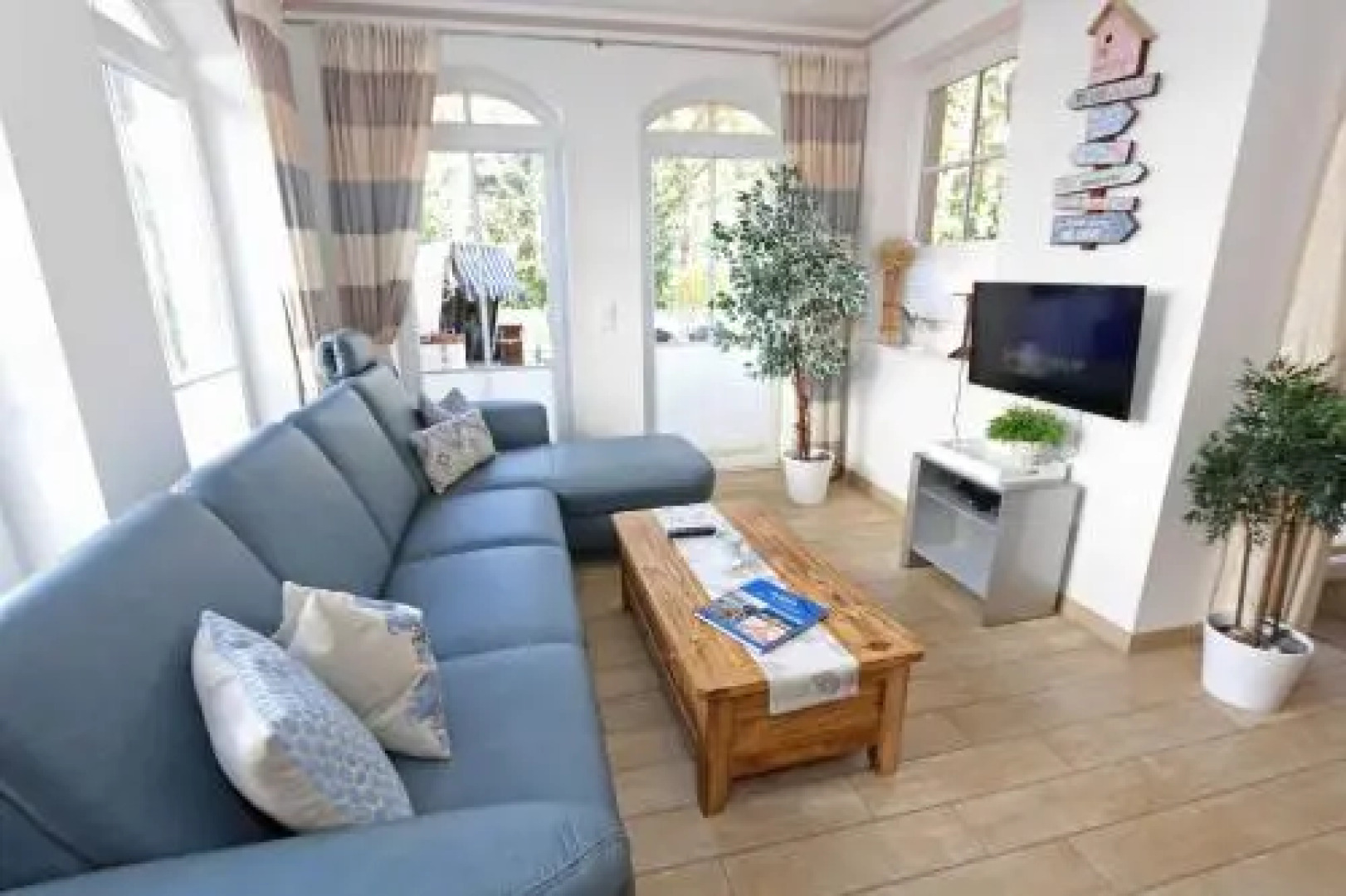 Kurparkresidenz Baabe - Ferienwohnung Meeresgarten mit Terrasse