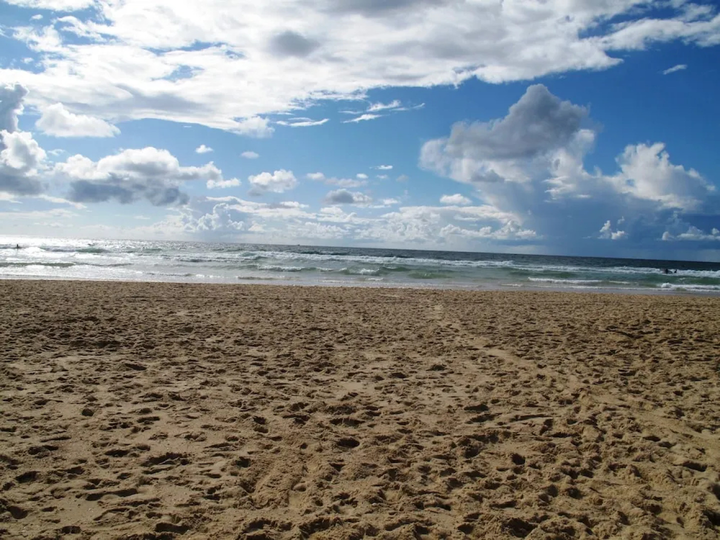 Holiday Home in Laluque with Terrace, Garden And Barbecue