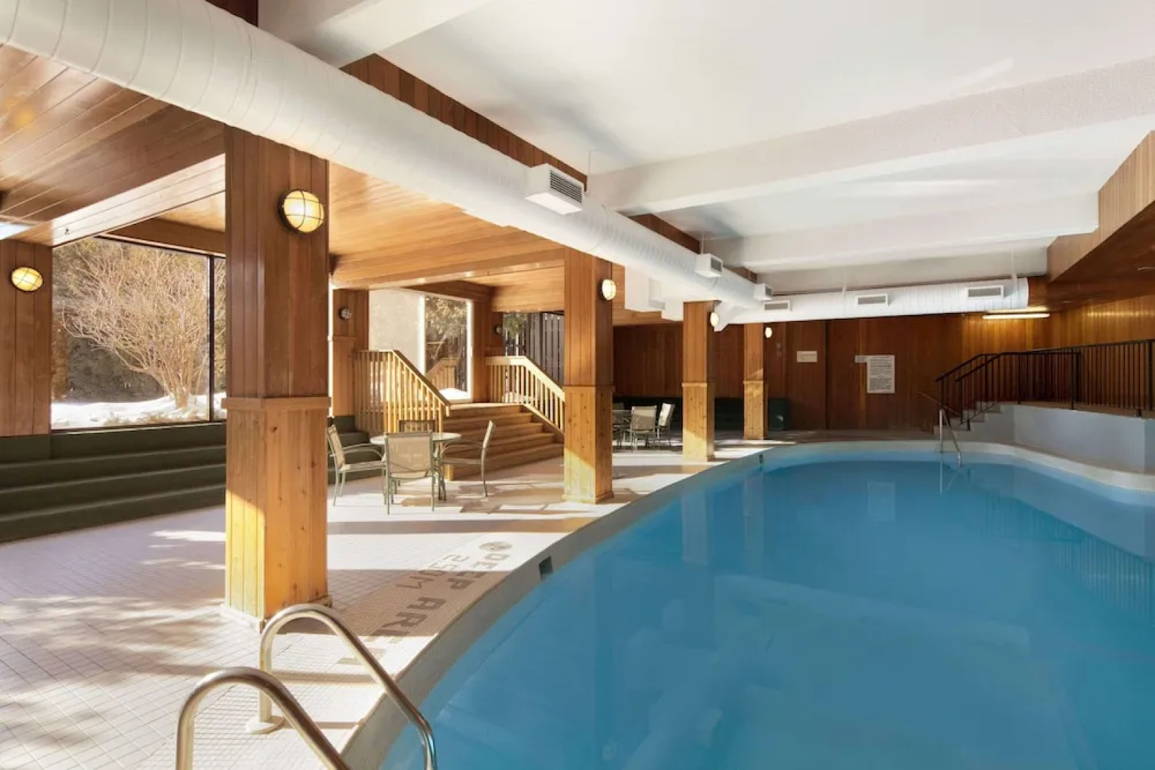 Travelodge Thunder Bay ON