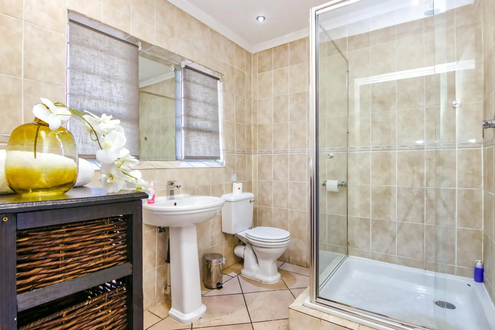 BM Gardens Apartment Hotel