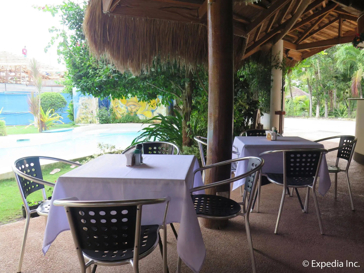 Vanilla Sky Dive Resort