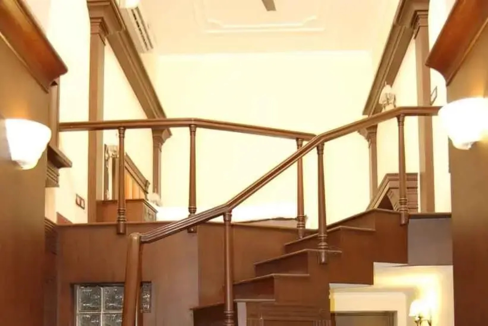 OYO 8771 Hotel Allahabad Regency