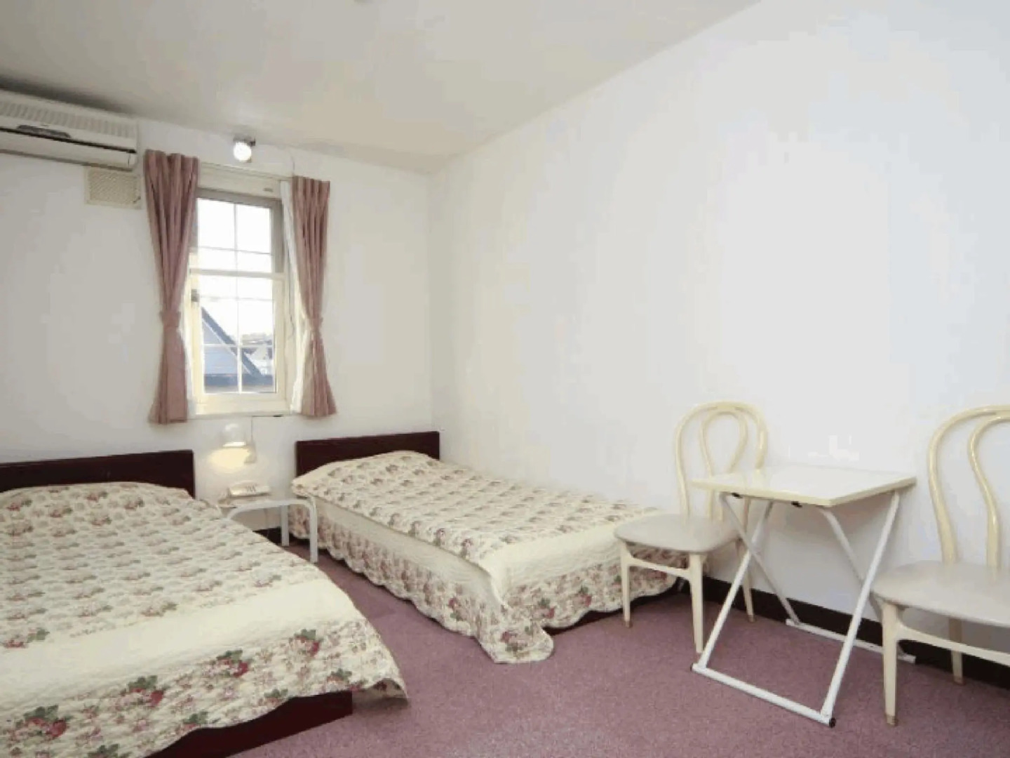 Chalet Burlap Furanui