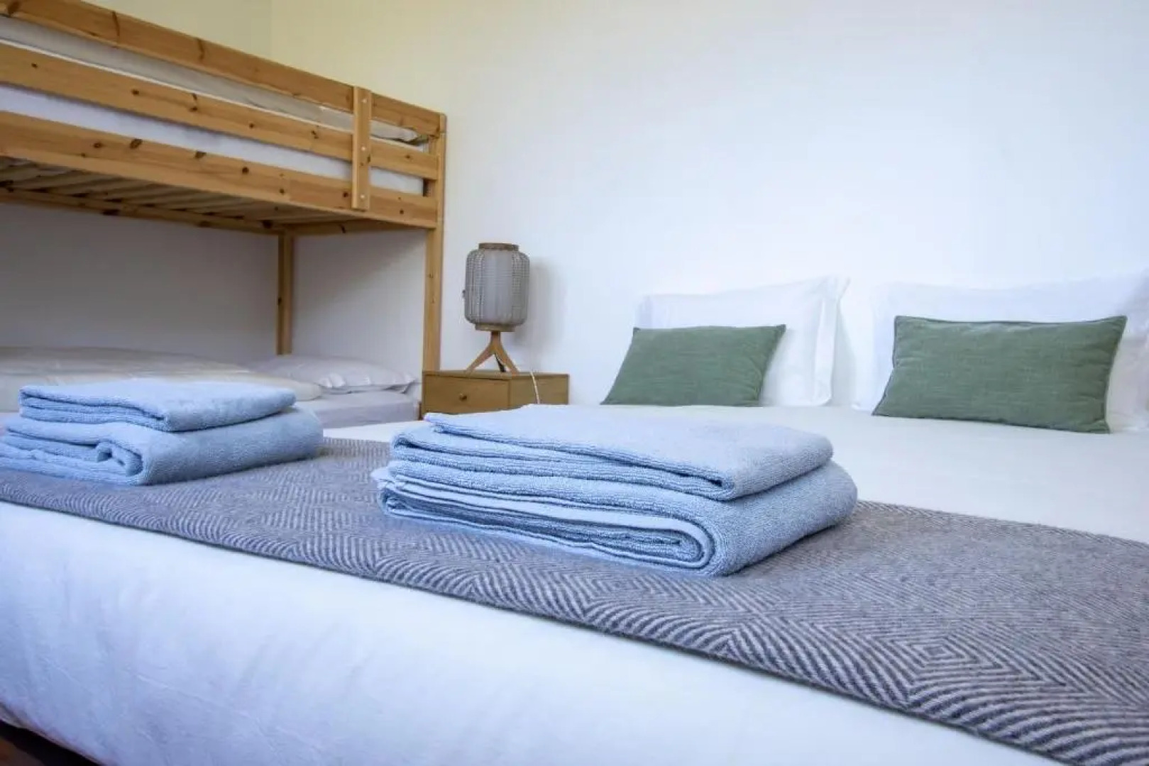 Loriga Feel Nature- Hostel