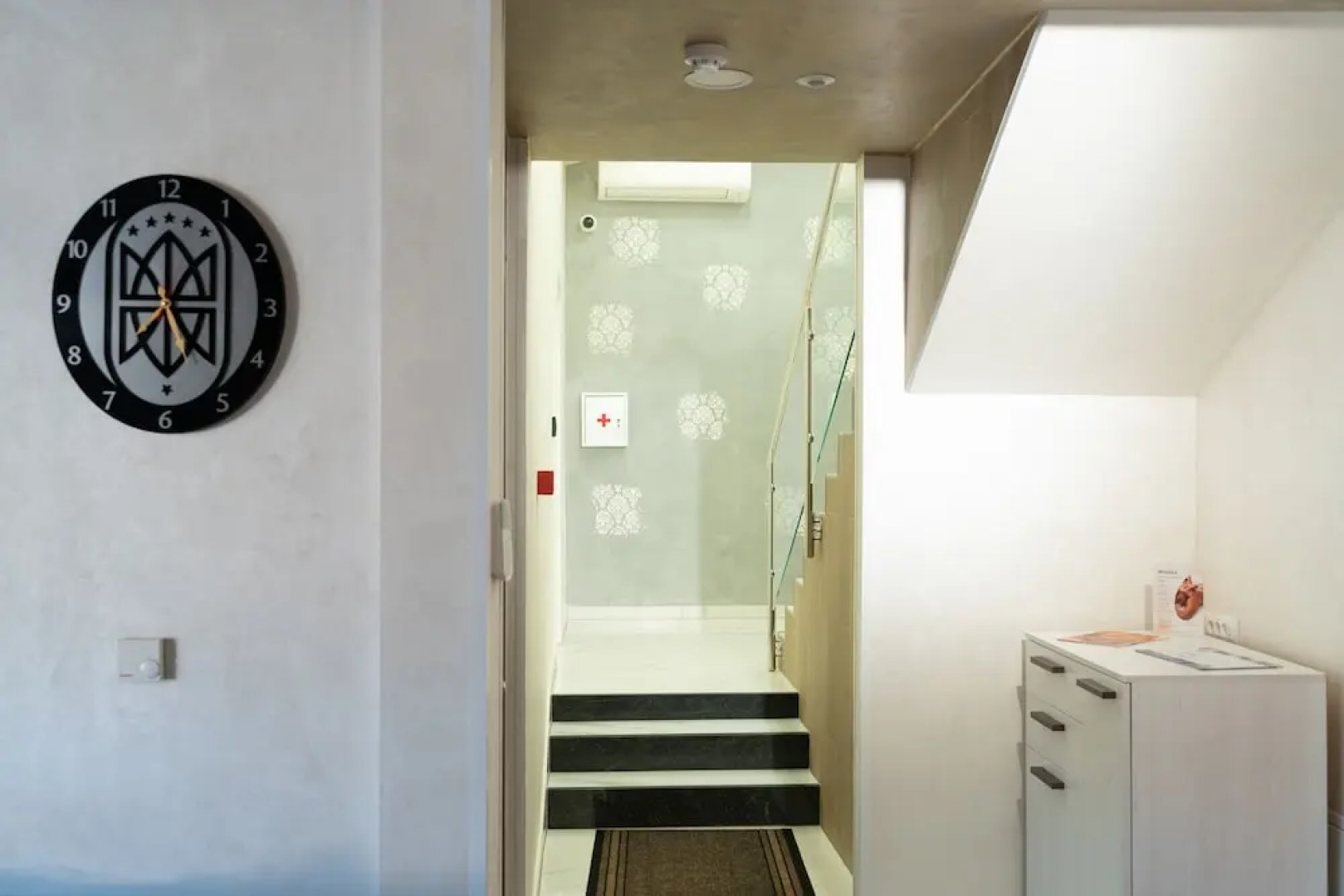 Ornament Hotel and Apartments