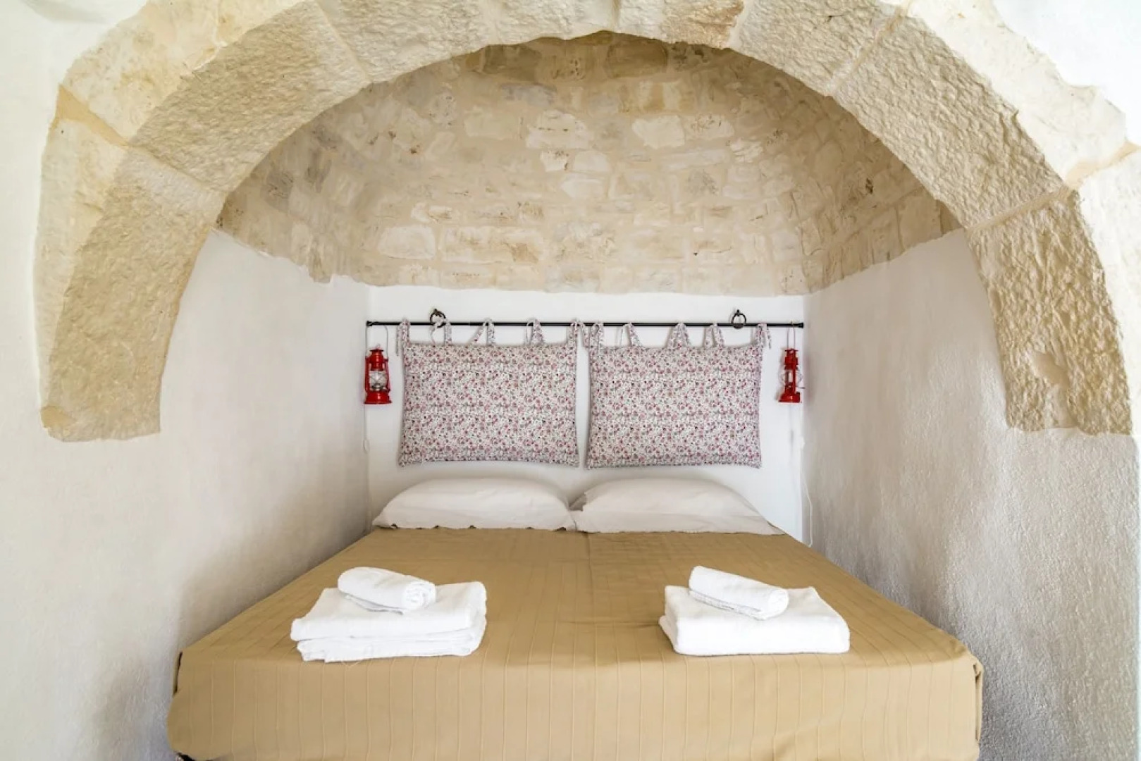 Don Diego, Trulli Villa with pool