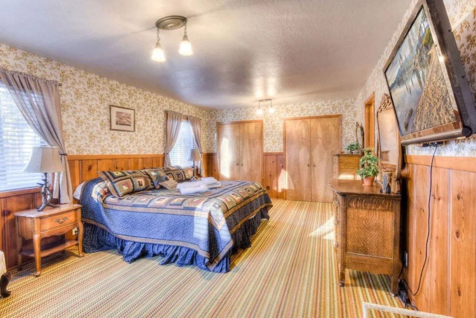 Zephyr Cove Cabin - Walk to Lake and Beach