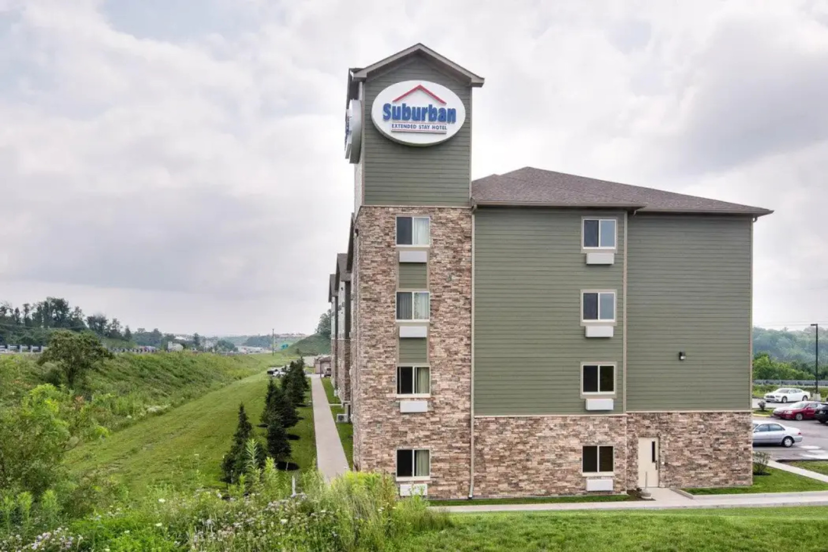 Suburban Studios Triadelphia - Wheeling at The Highlands