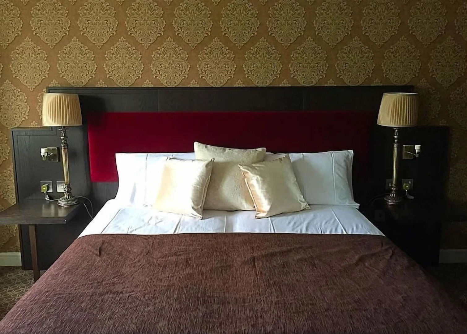 Burren Atlantic Hotel & Holiday Village