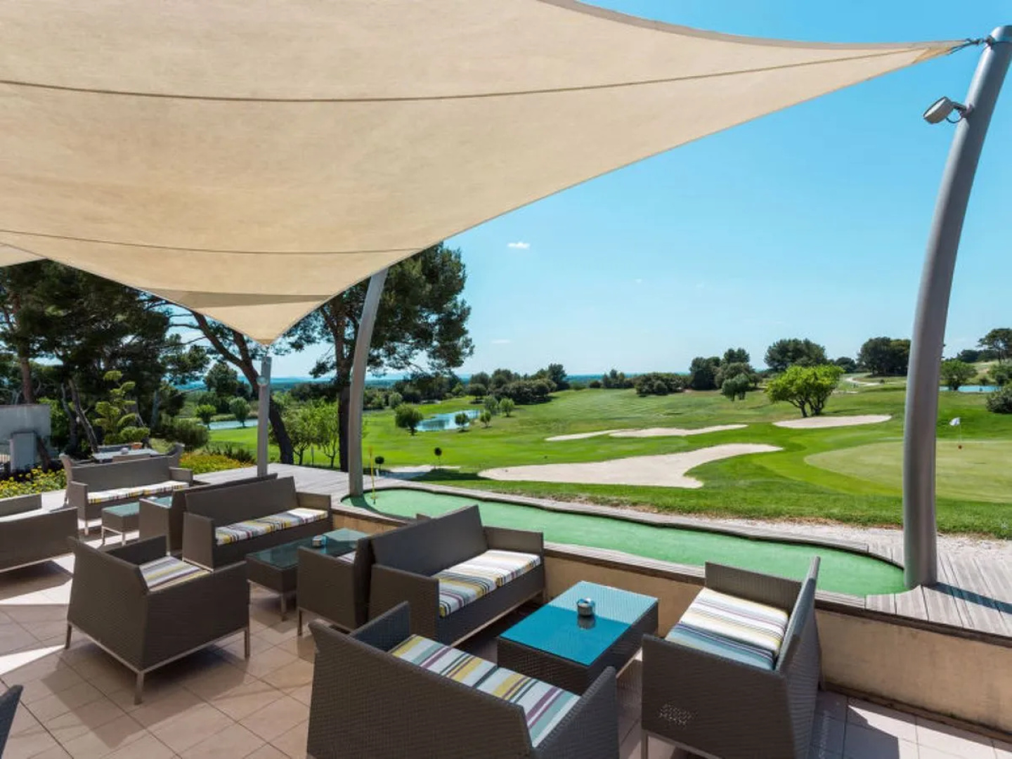 Provence Country Club (LSS200)
