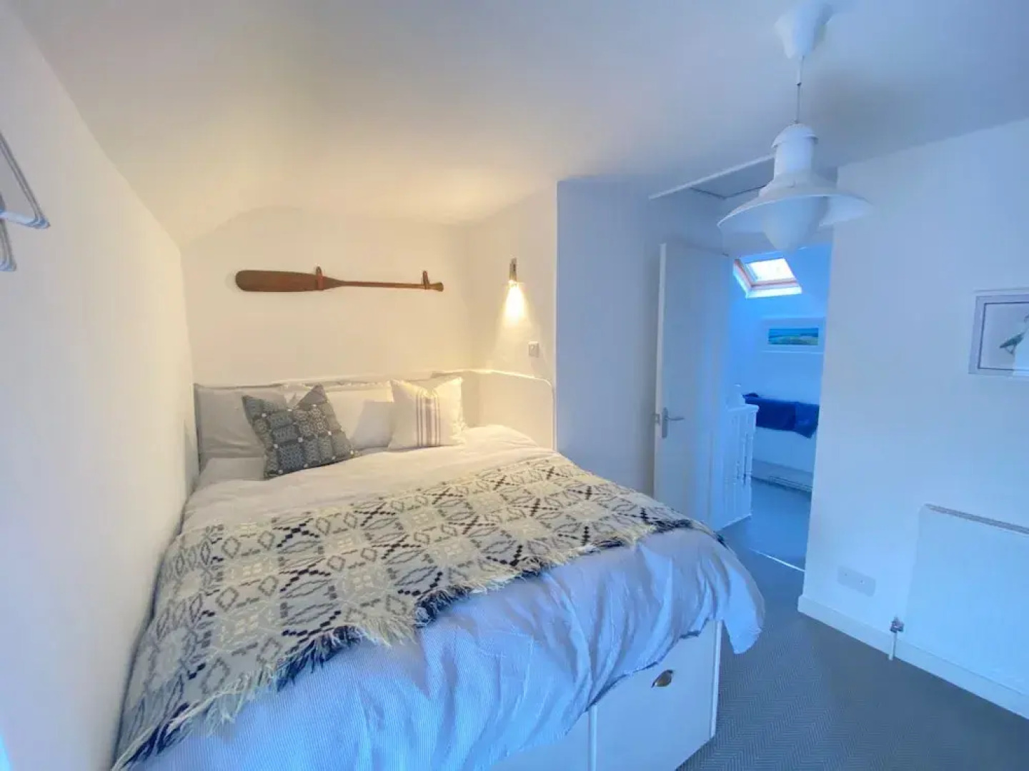 Anglesey Retreat - 2 Beds - Sleeps 3 - Parking