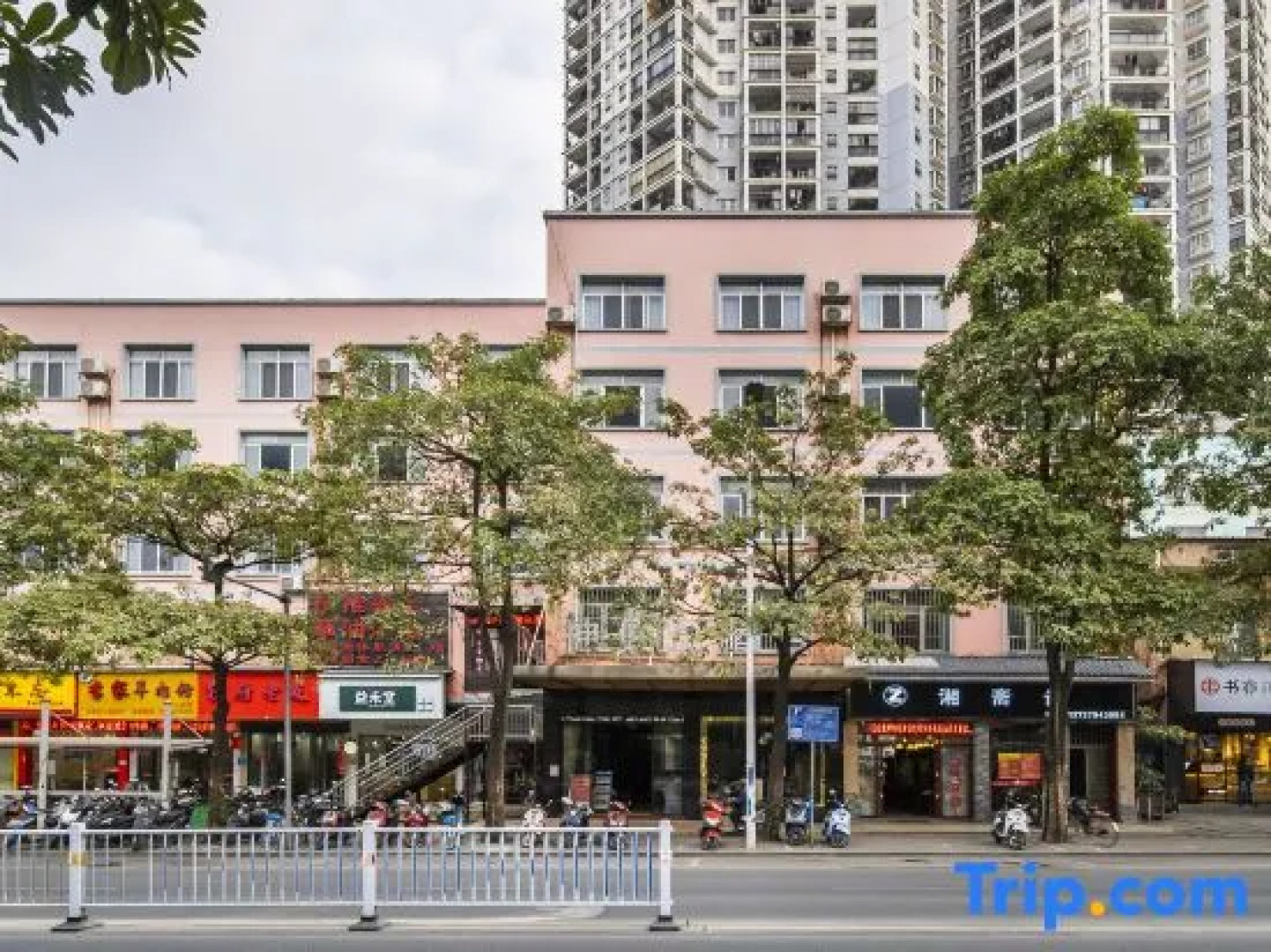 Nanning Shenxianju Hotel (Jiangnan Passenger Transport Terminal)