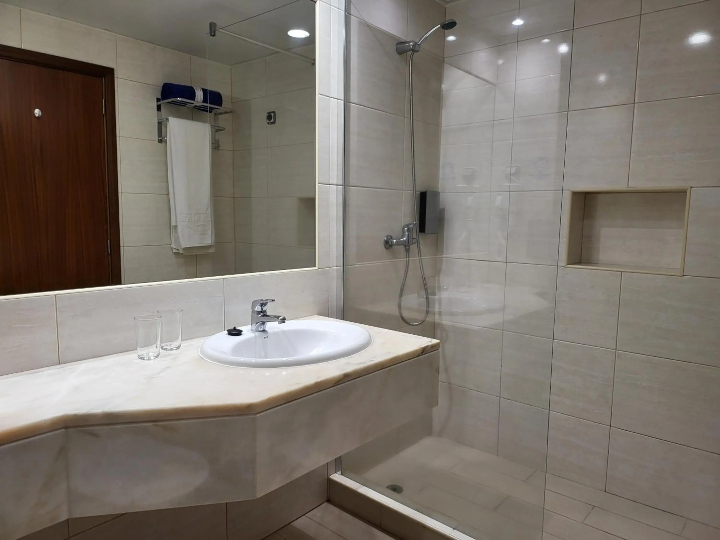 Отель Cais da Oliveira