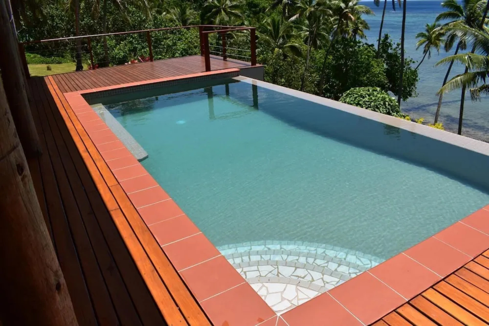 Island Breeze Fiji
