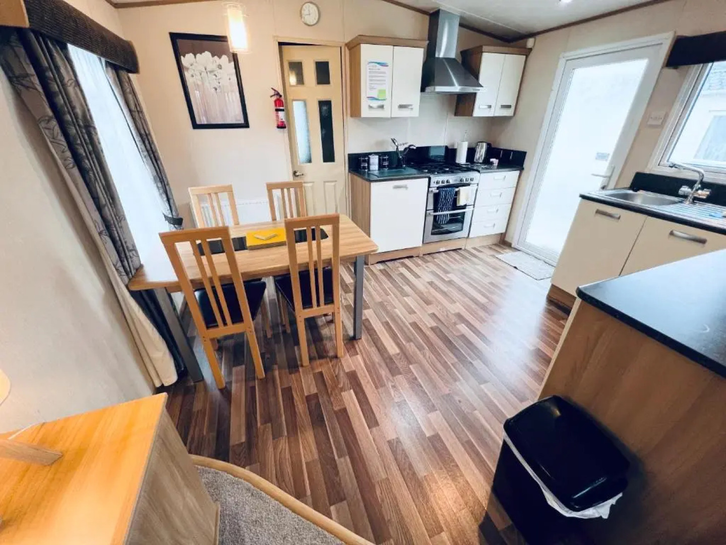 Luxury 2 Bedroom Caravan LG39, Shanklin, Isle of Wight