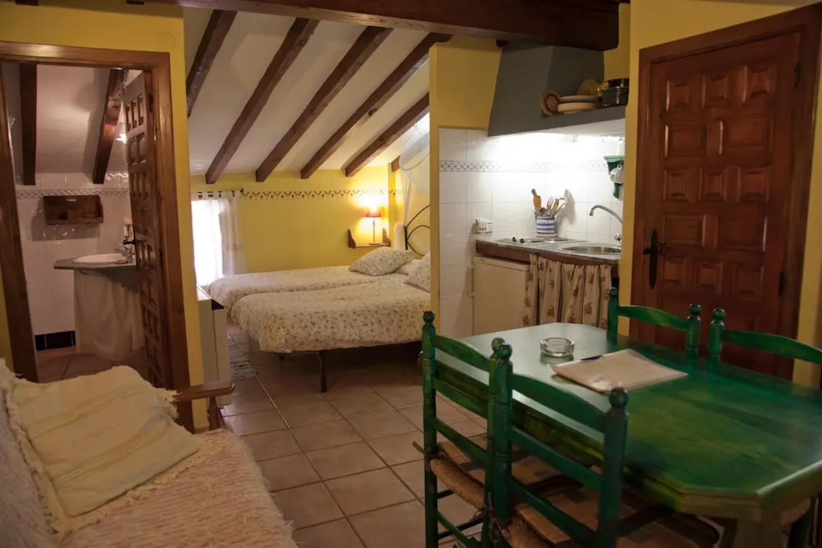 Apartment With one Bedroom in Robledillo de Gata, With Balcony and Wifi