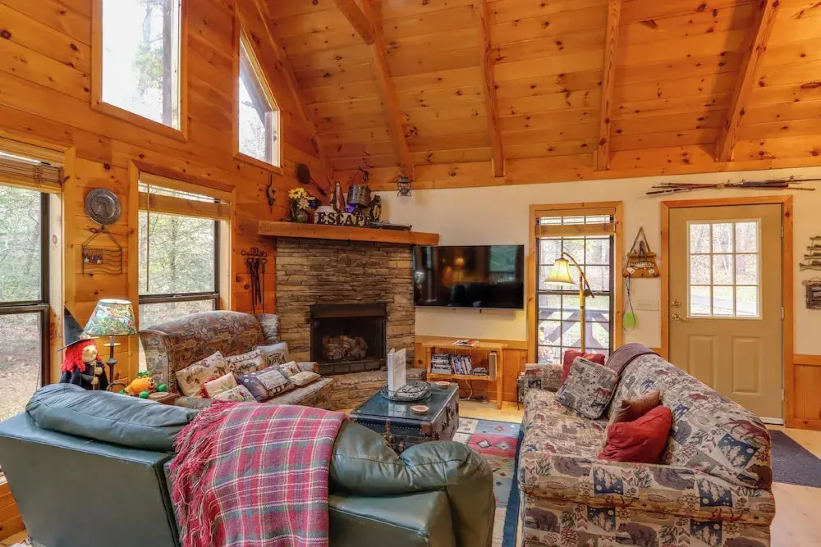 'creek Bend Escape' w/ Hot Tub + River Views!