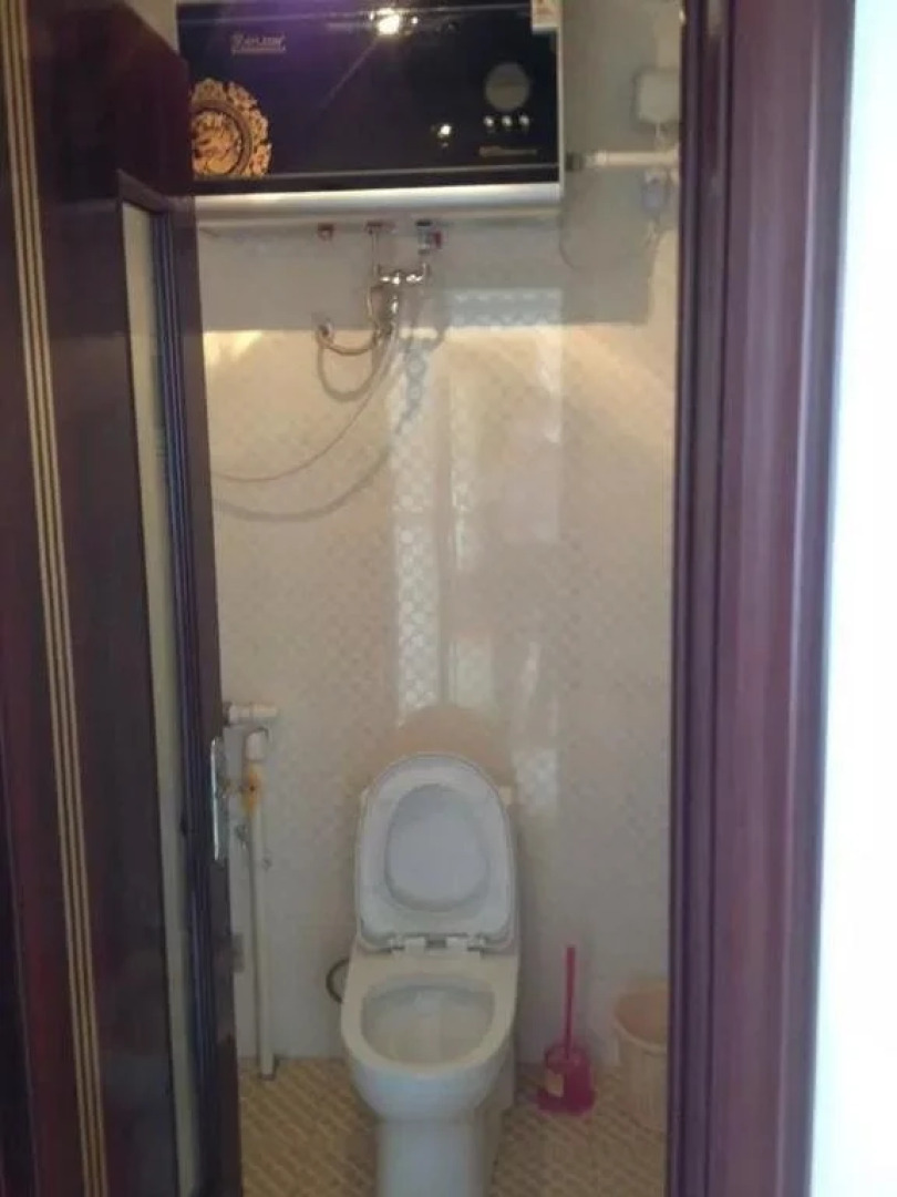 Erguna Lvyue Family Hotel