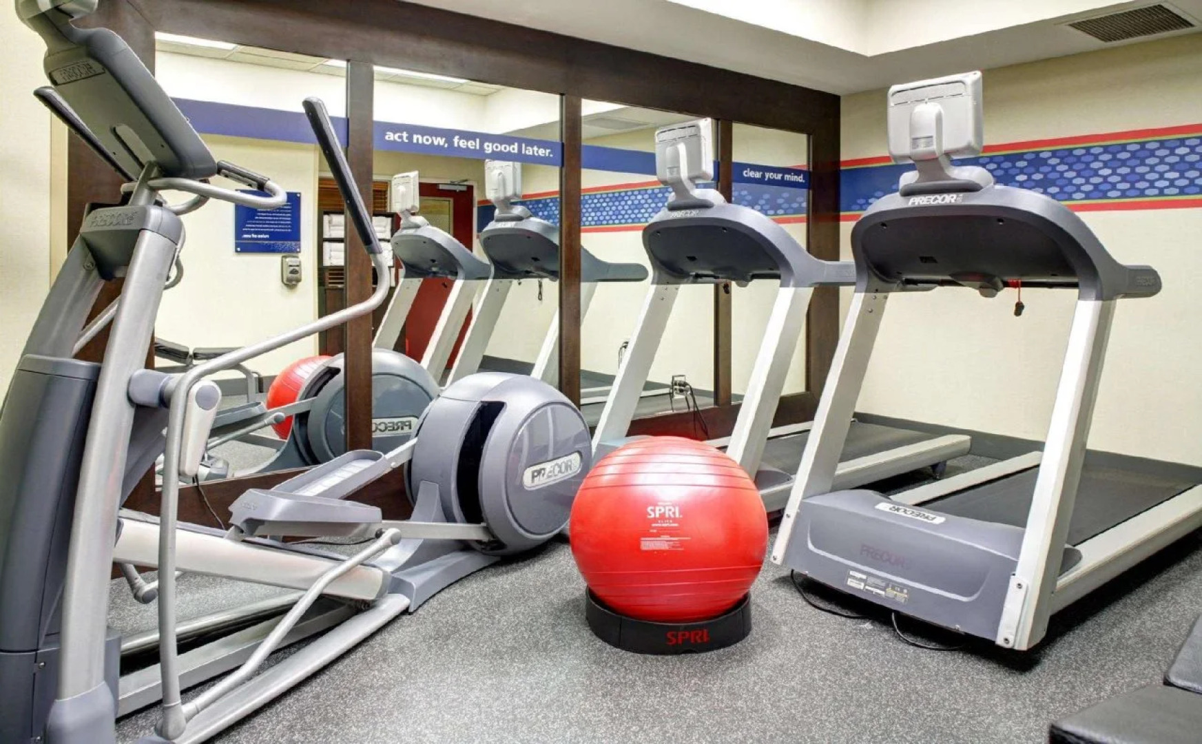 Hampton Inn & Suites Greenville-Downtown-RiverPlace